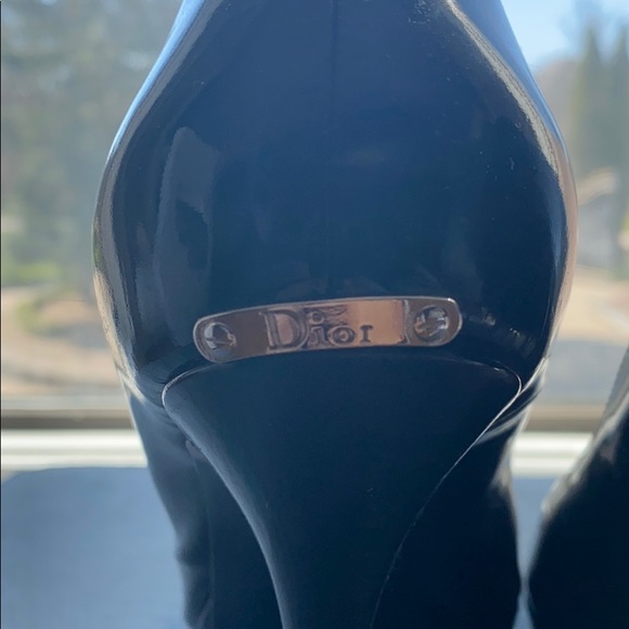 Christian Dior black patent peep toe heels. 38.5 - Picture 6 of 7